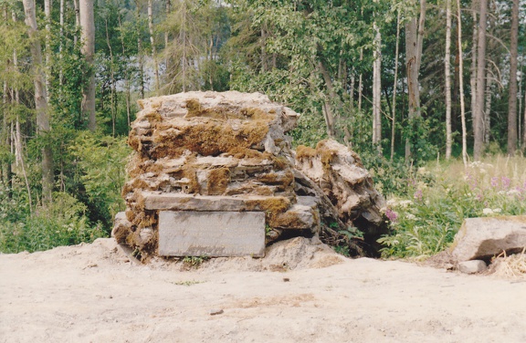Hiekan muistomerkki 1992