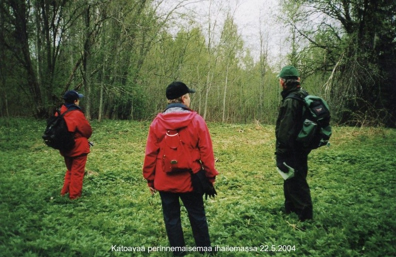 Valkovuokkomatkalla 2004 perinnemaisemaa ihailemassa Ilmakassa IMG_0002.jpg