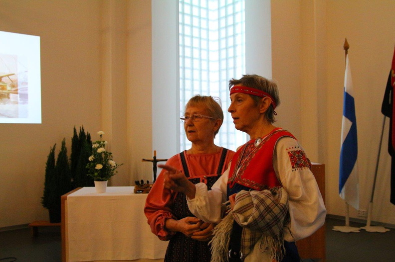 Evakkoon lähtö 70v 2014_11_2 (16) 2.jpg